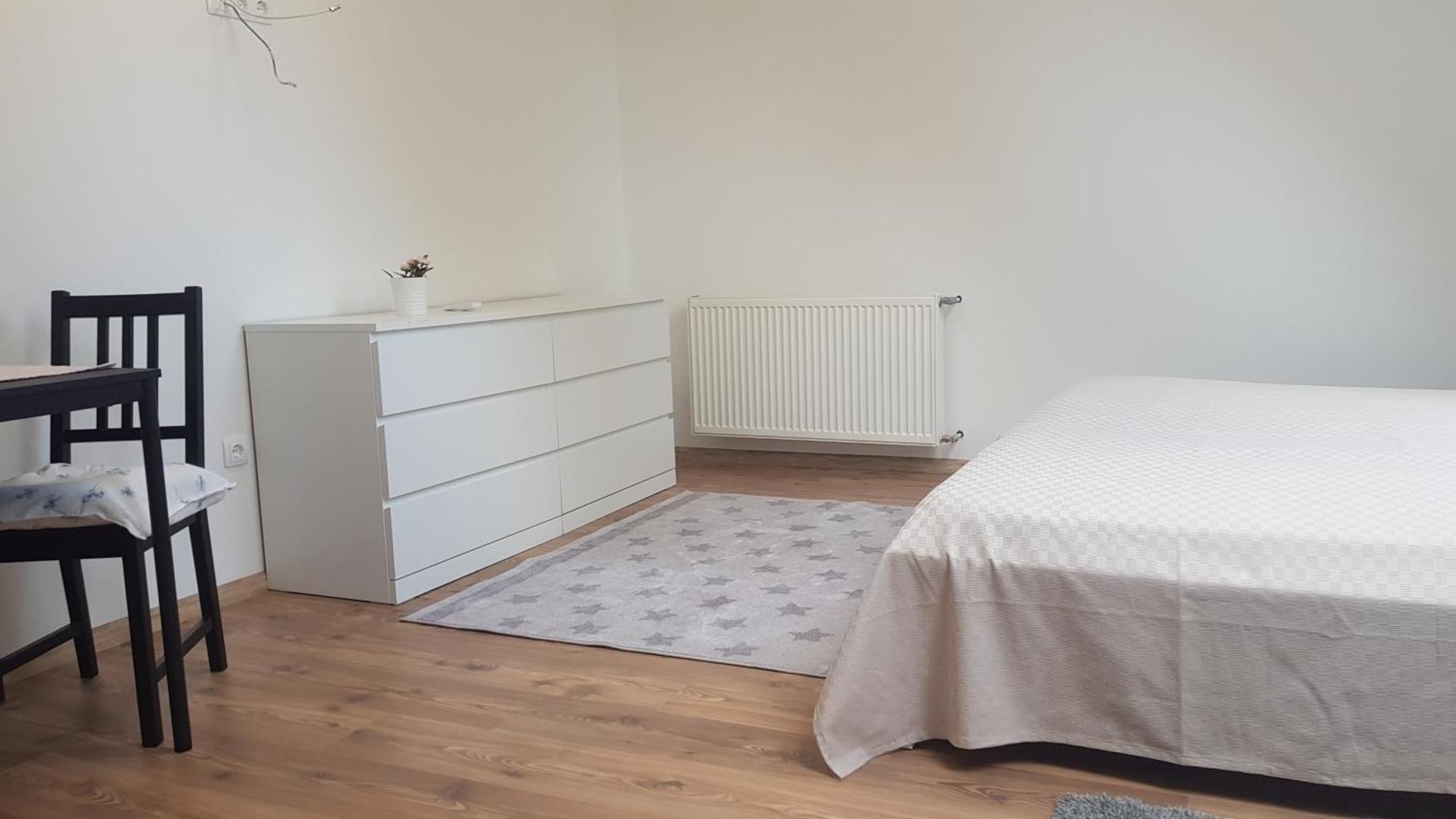 Vegvar Delux Apartman Gyula Exteriör bild